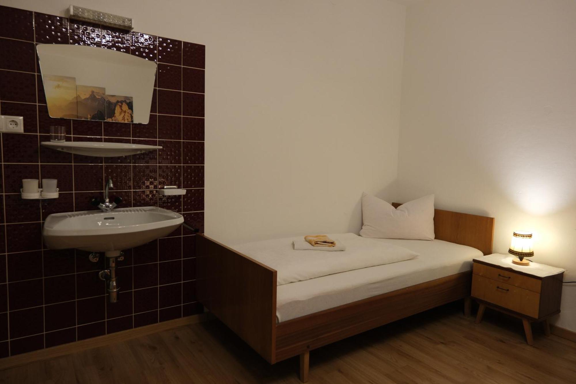 Apart Moidl Mit Privatem Pool Гарт-ім-Ціллерталь Екстер'єр фото
