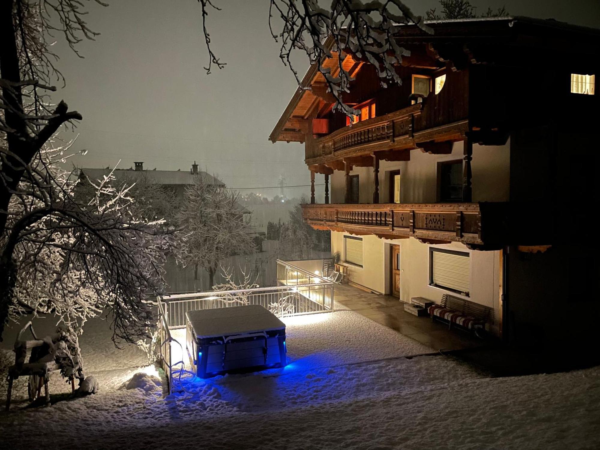 Apart Moidl Mit Privatem Pool Гарт-ім-Ціллерталь Екстер'єр фото